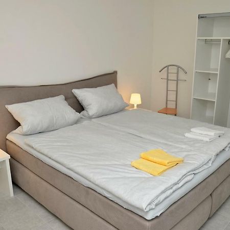 Ferienwohnung Uhuherz Neustadt an der Weinstraße Exterior foto